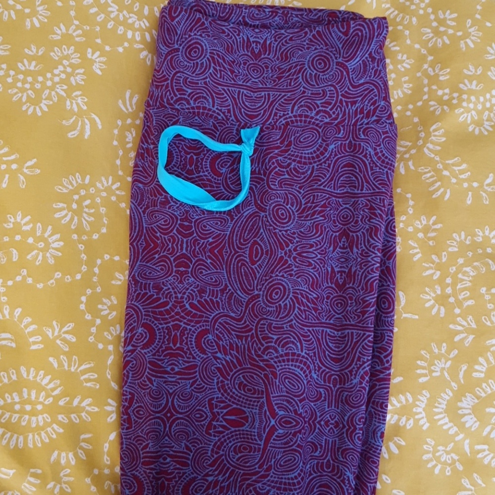 OS LLR leggings.  Brand new!